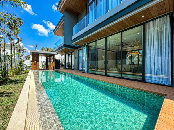 Villa in Ozone Residences, 517 m2 (plot)