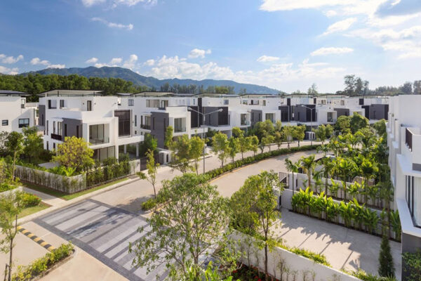 3 Bedroom Townhouse in Phuket, Thailand
