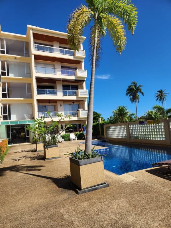 Apartments in Rawai Condominium By Bayshore 59 m2