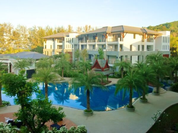 Apartment in Pearl of Naithon 242 m2